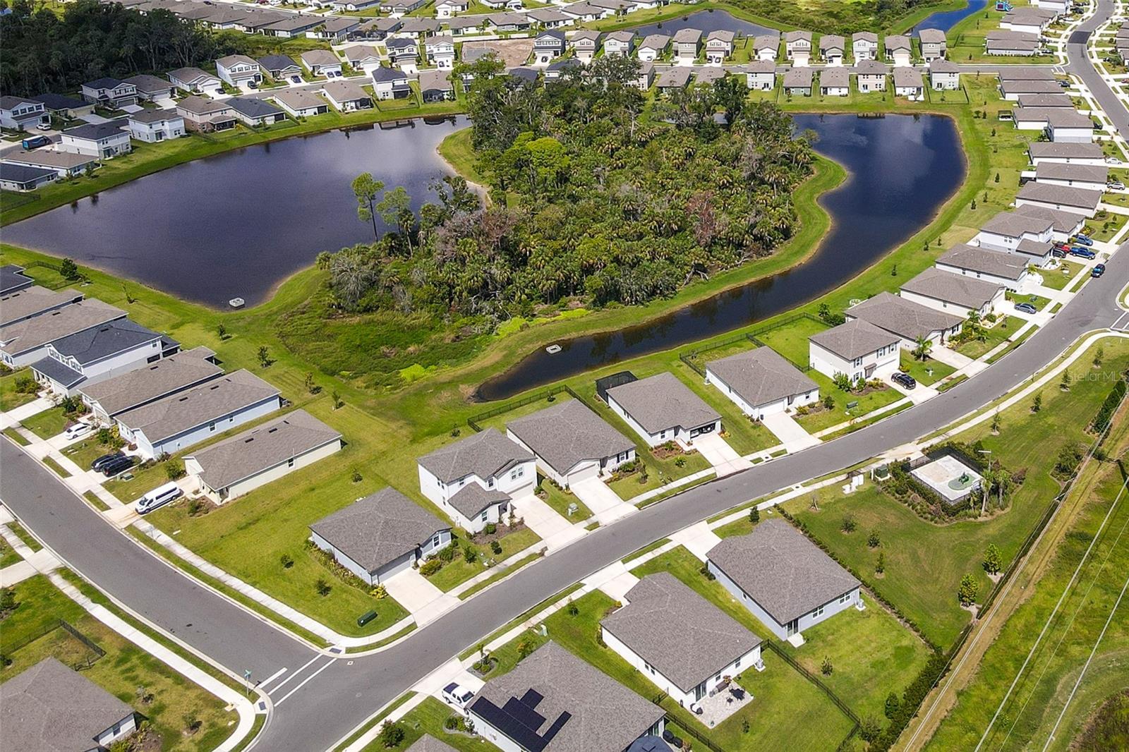 Image 59 of 90 For 10170 Daybreak Glen