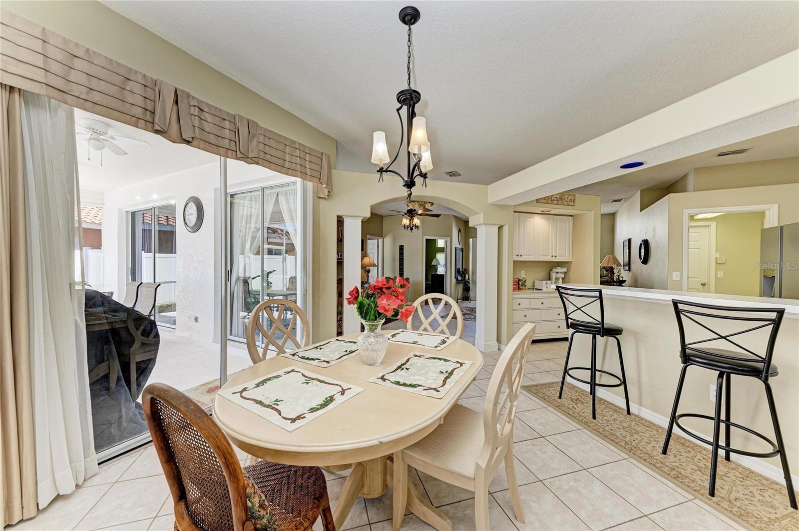 Image 19 of 50 For 7122 42nd Court E