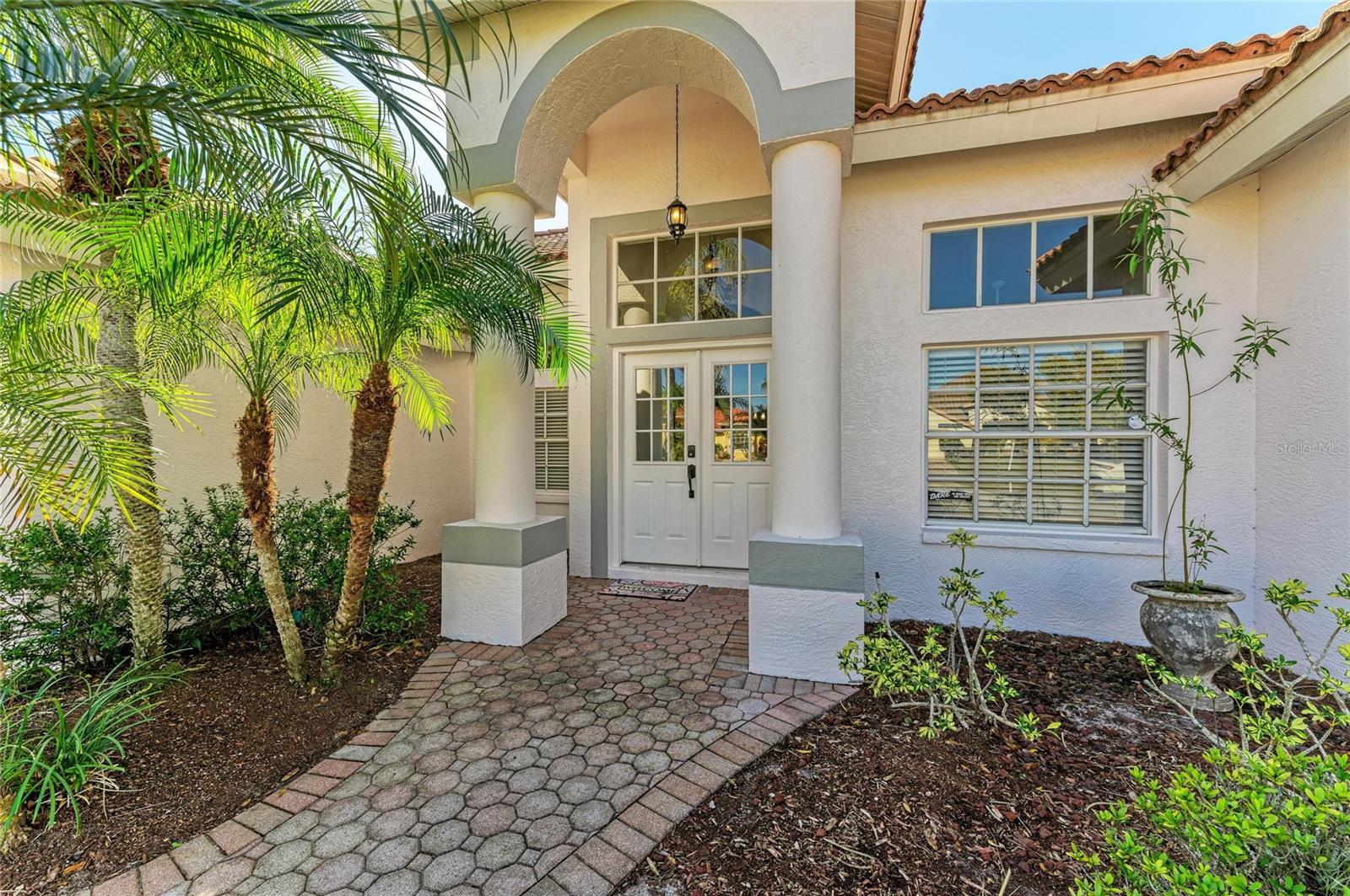 Image 2 of 50 For 7122 42nd Court E