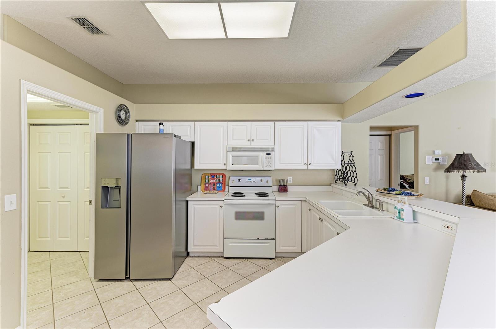 Image 23 of 50 For 7122 42nd Court E