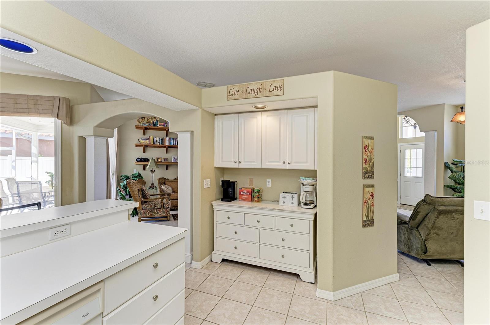 Image 27 of 50 For 7122 42nd Court E