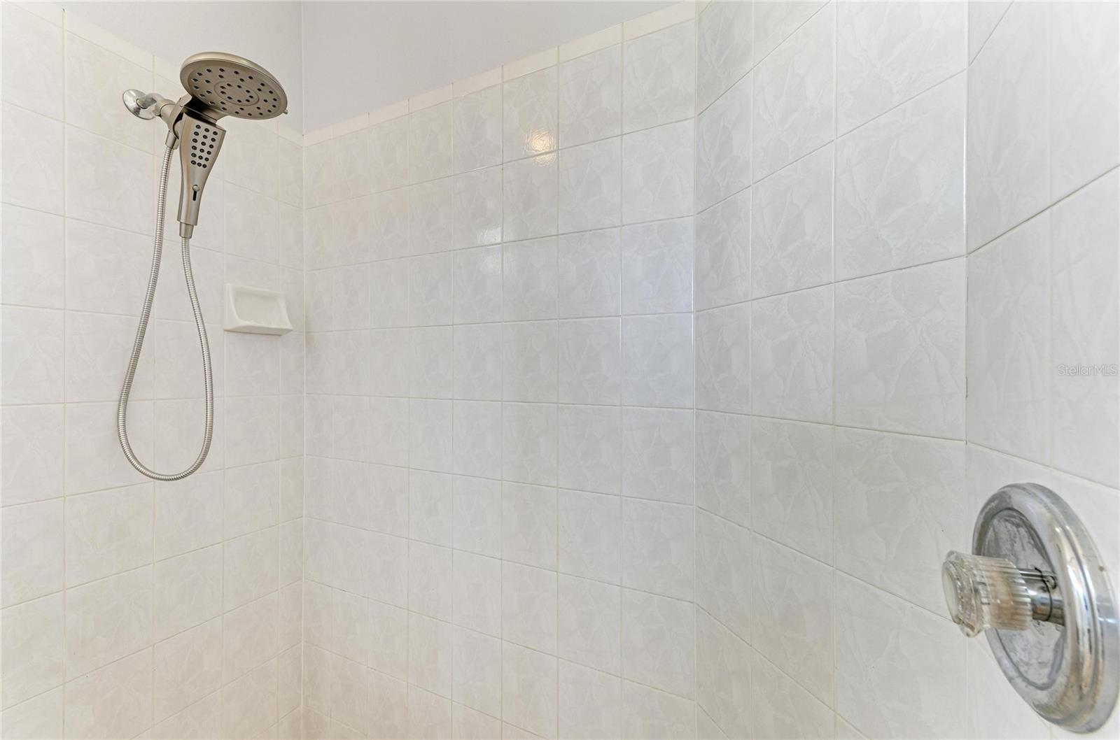 Image 34 of 50 For 7122 42nd Court E