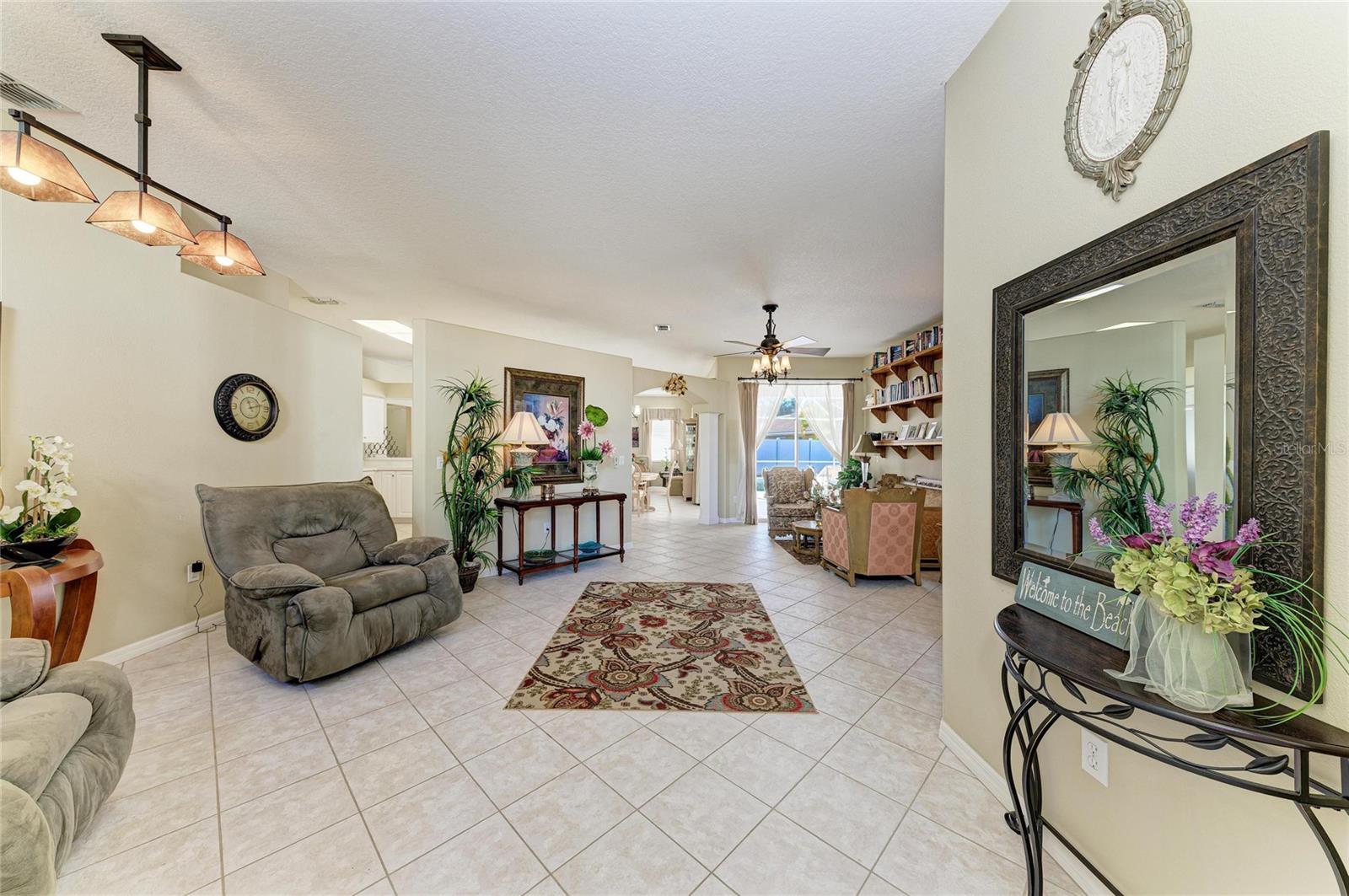 Image 6 of 50 For 7122 42nd Court E