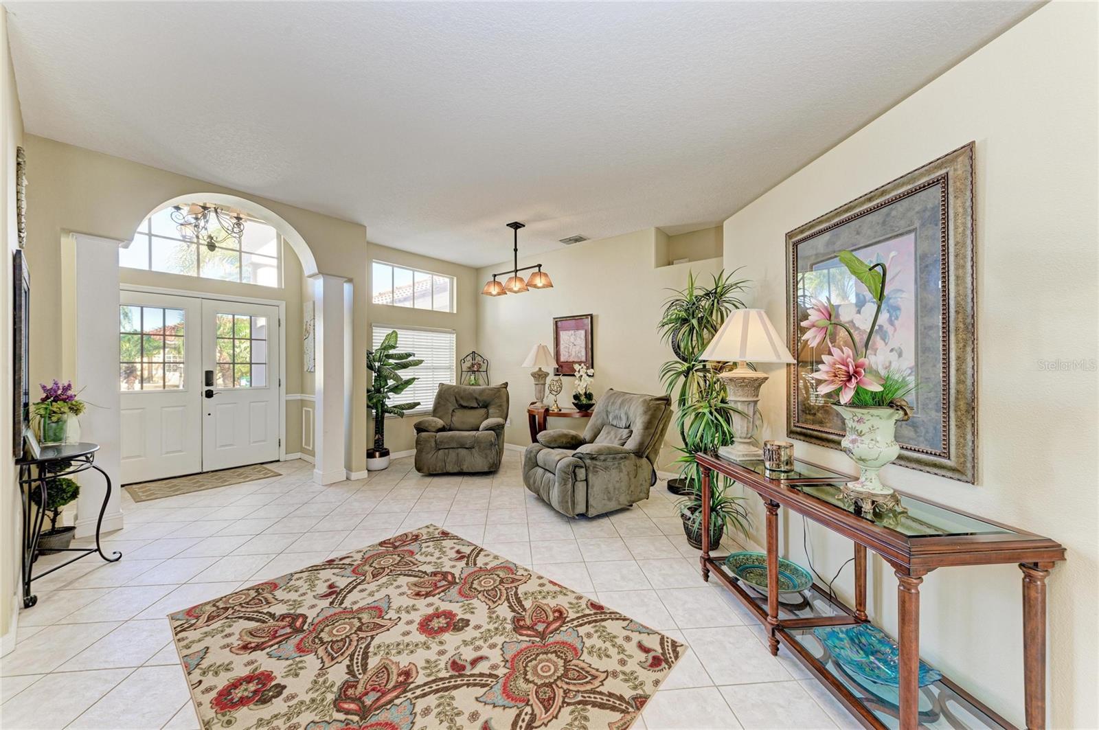 Image 8 of 50 For 7122 42nd Court E