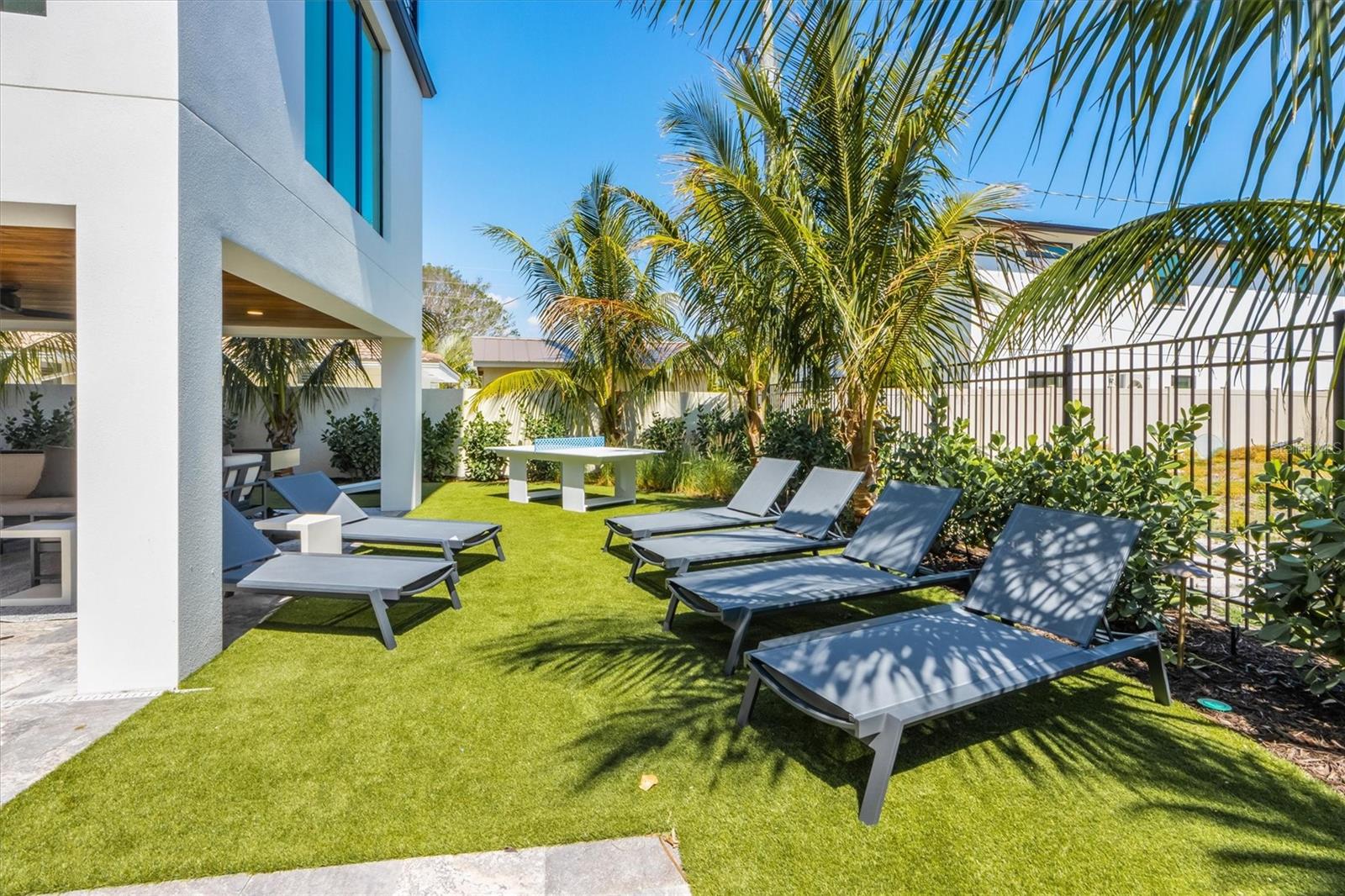 Image 15 of 99 For 540 Polk Drive