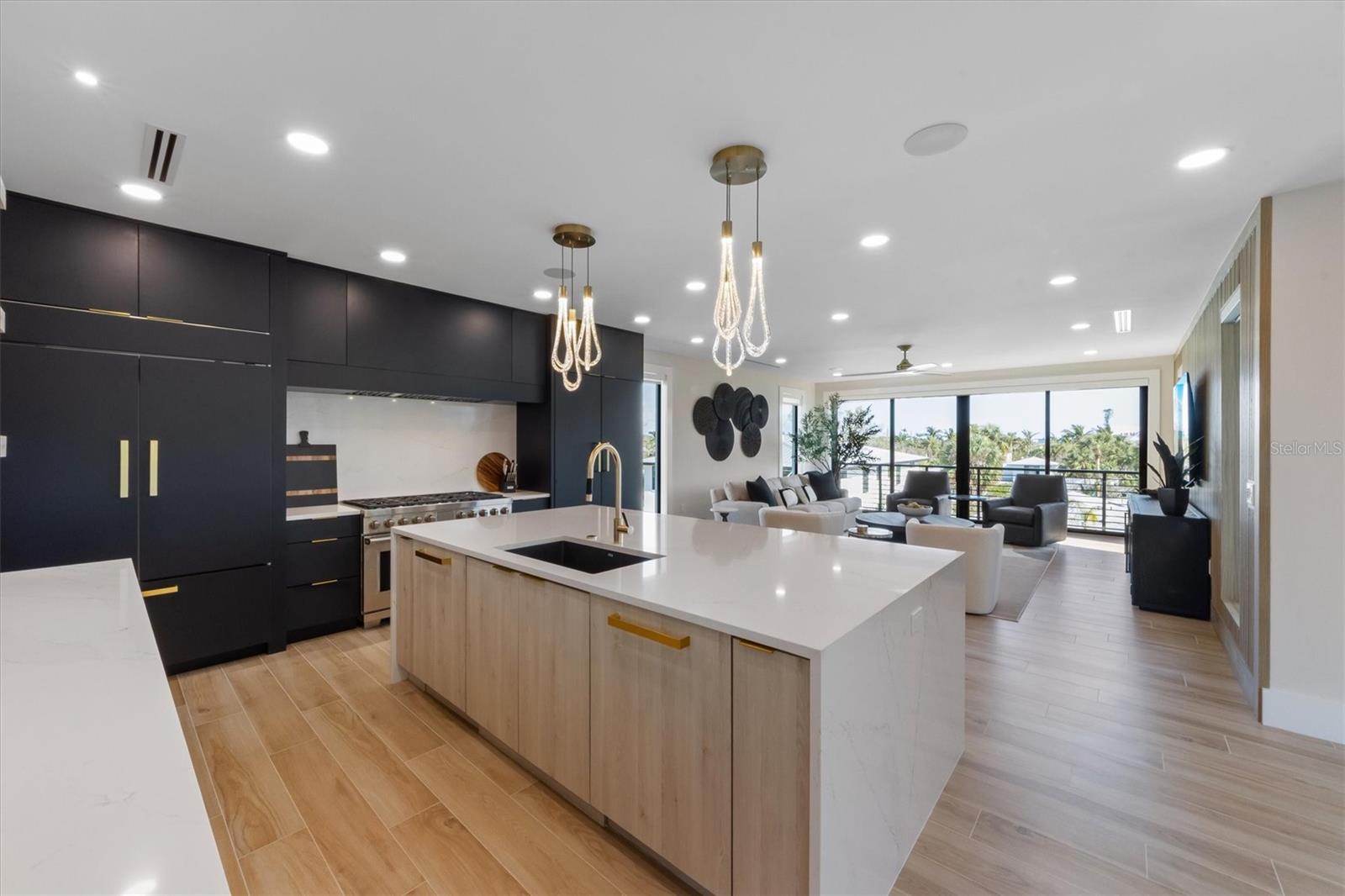 Image 18 of 99 For 540 Polk Drive