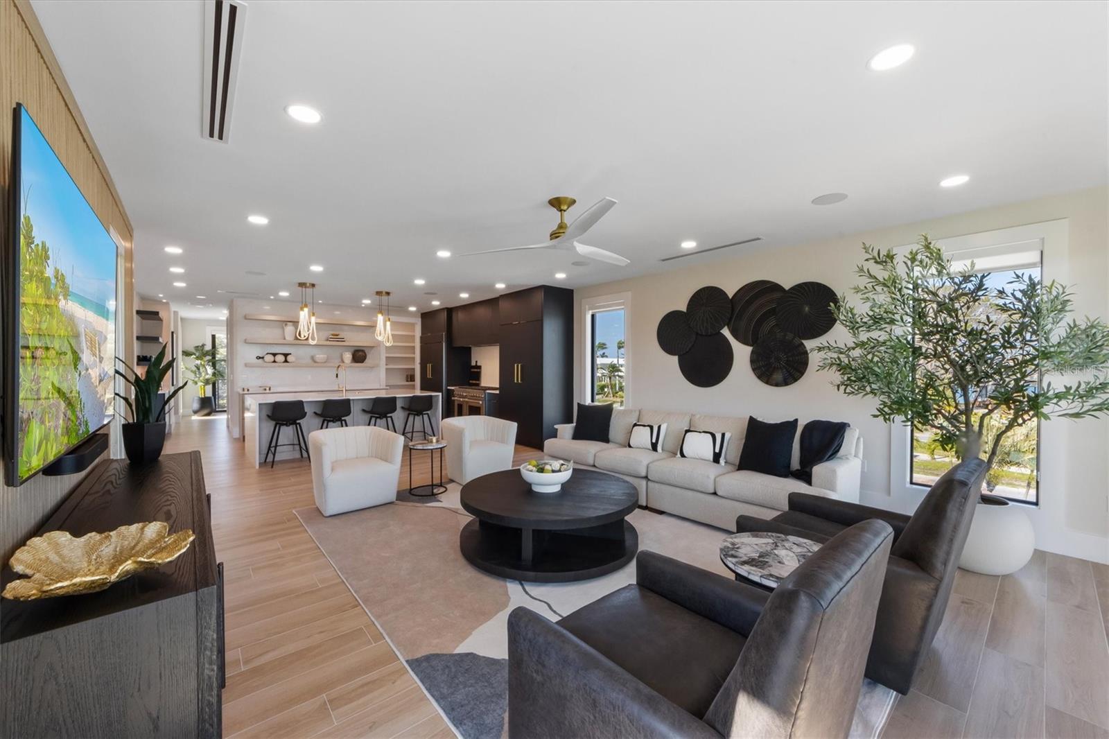 Image 28 of 99 For 540 Polk Drive