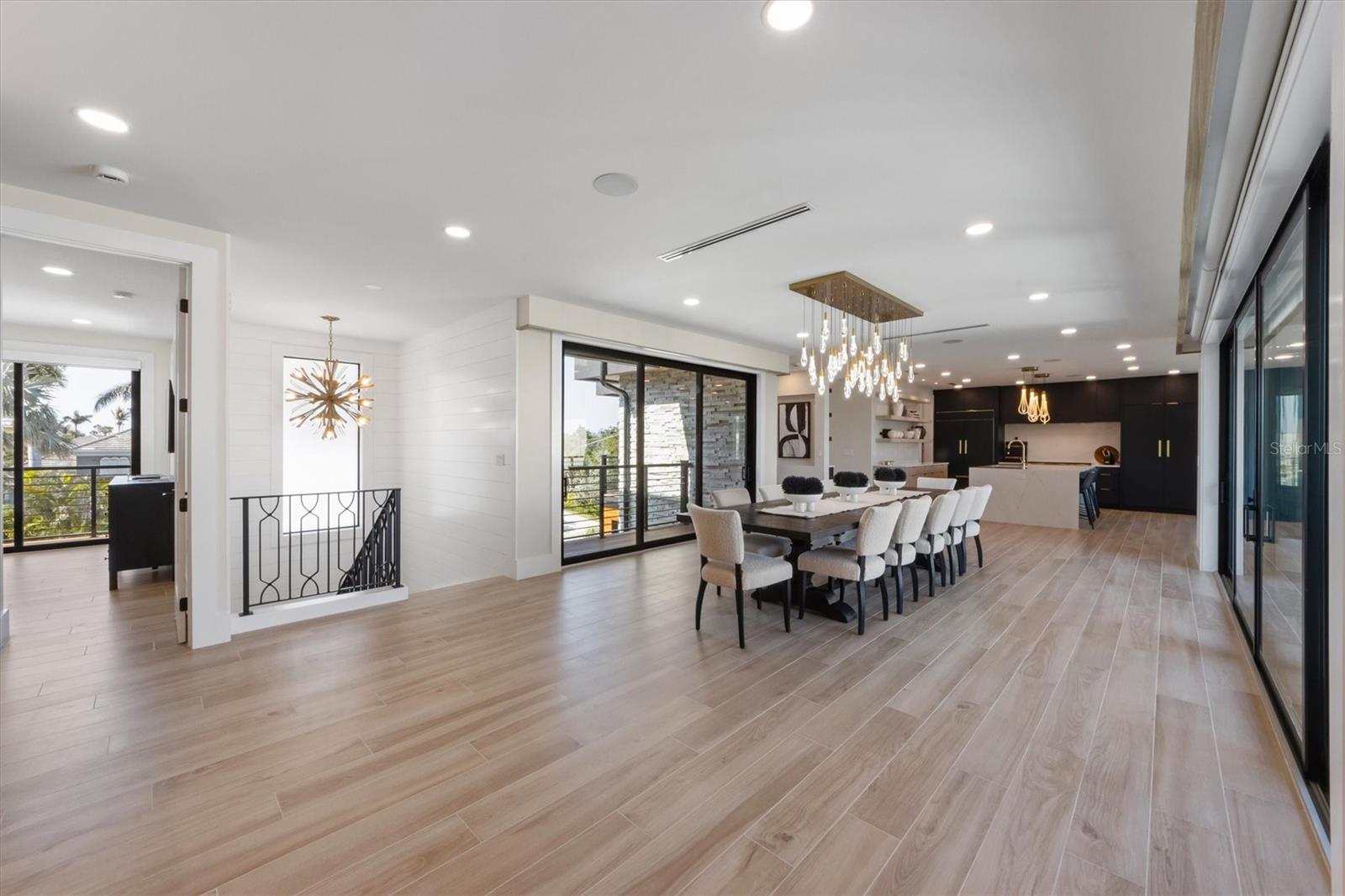 Image 34 of 99 For 540 Polk Drive