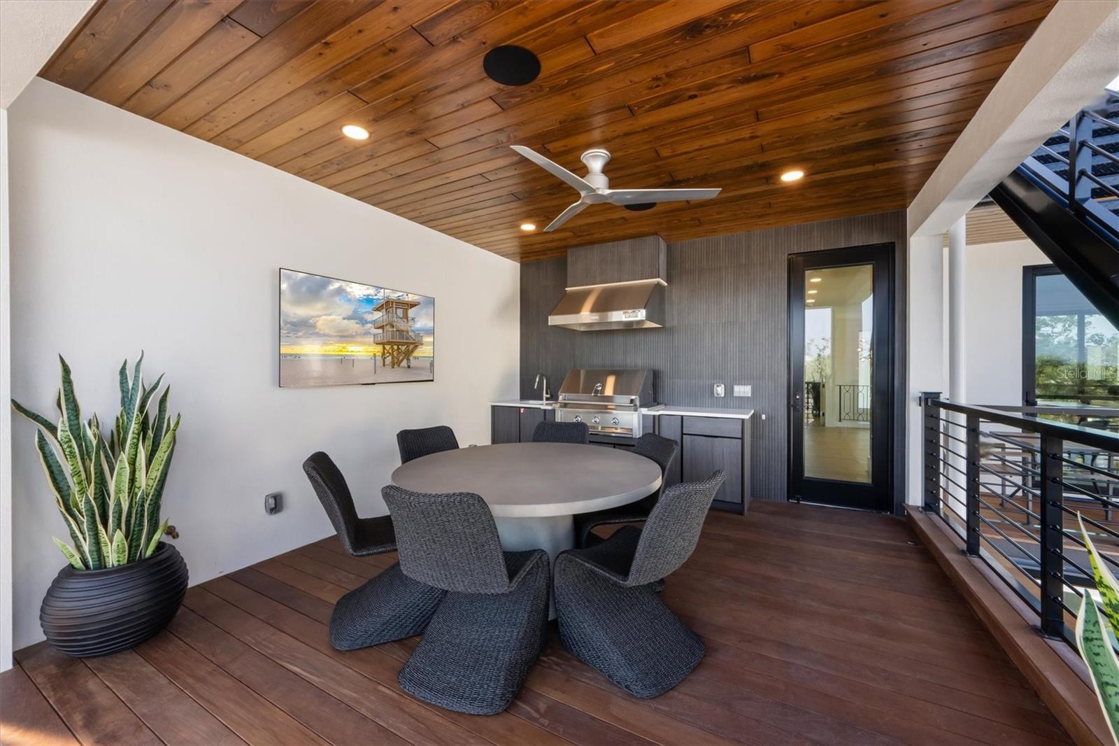 Image 39 of 99 For 540 Polk Drive