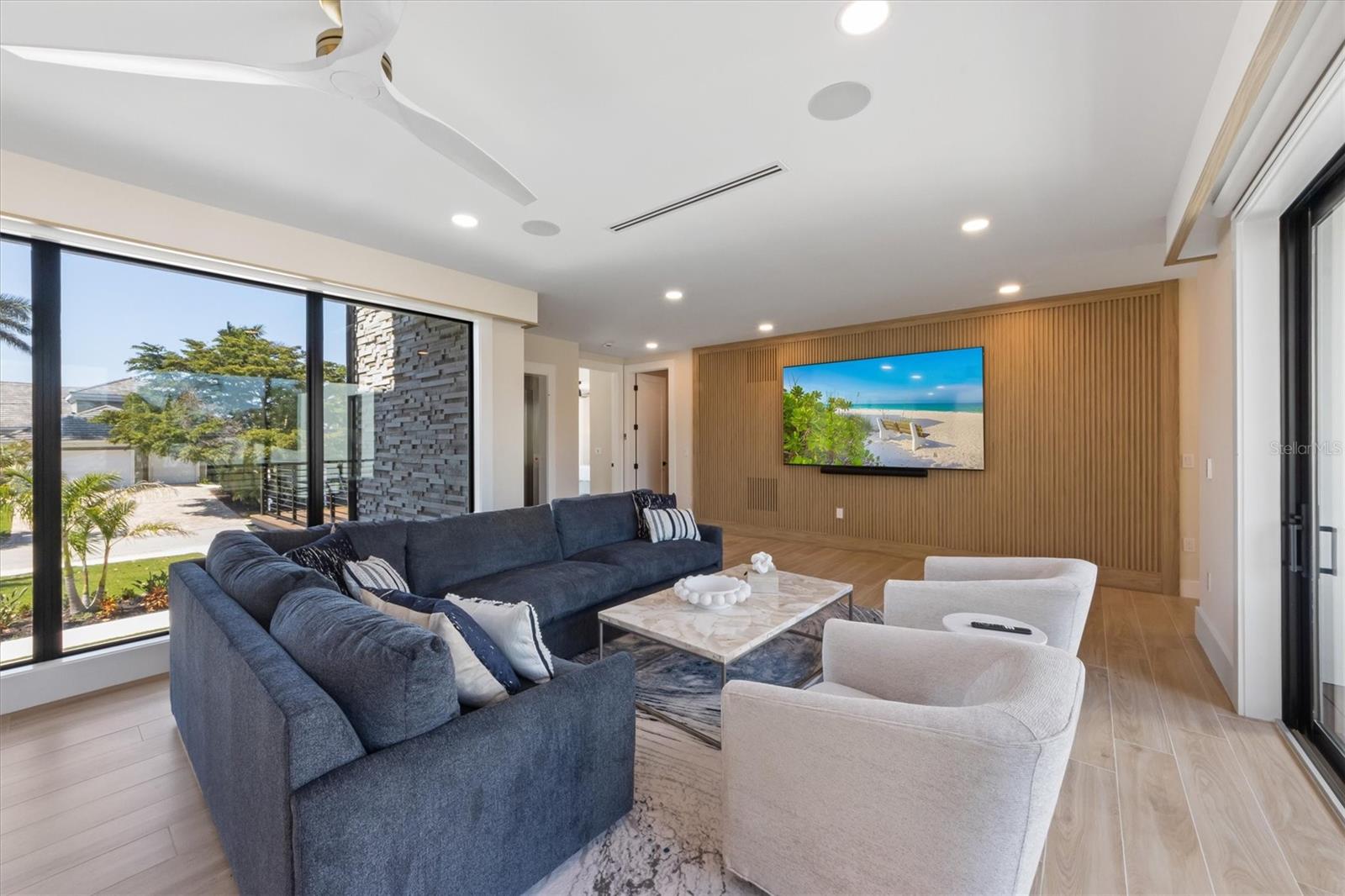 Image 46 of 99 For 540 Polk Drive