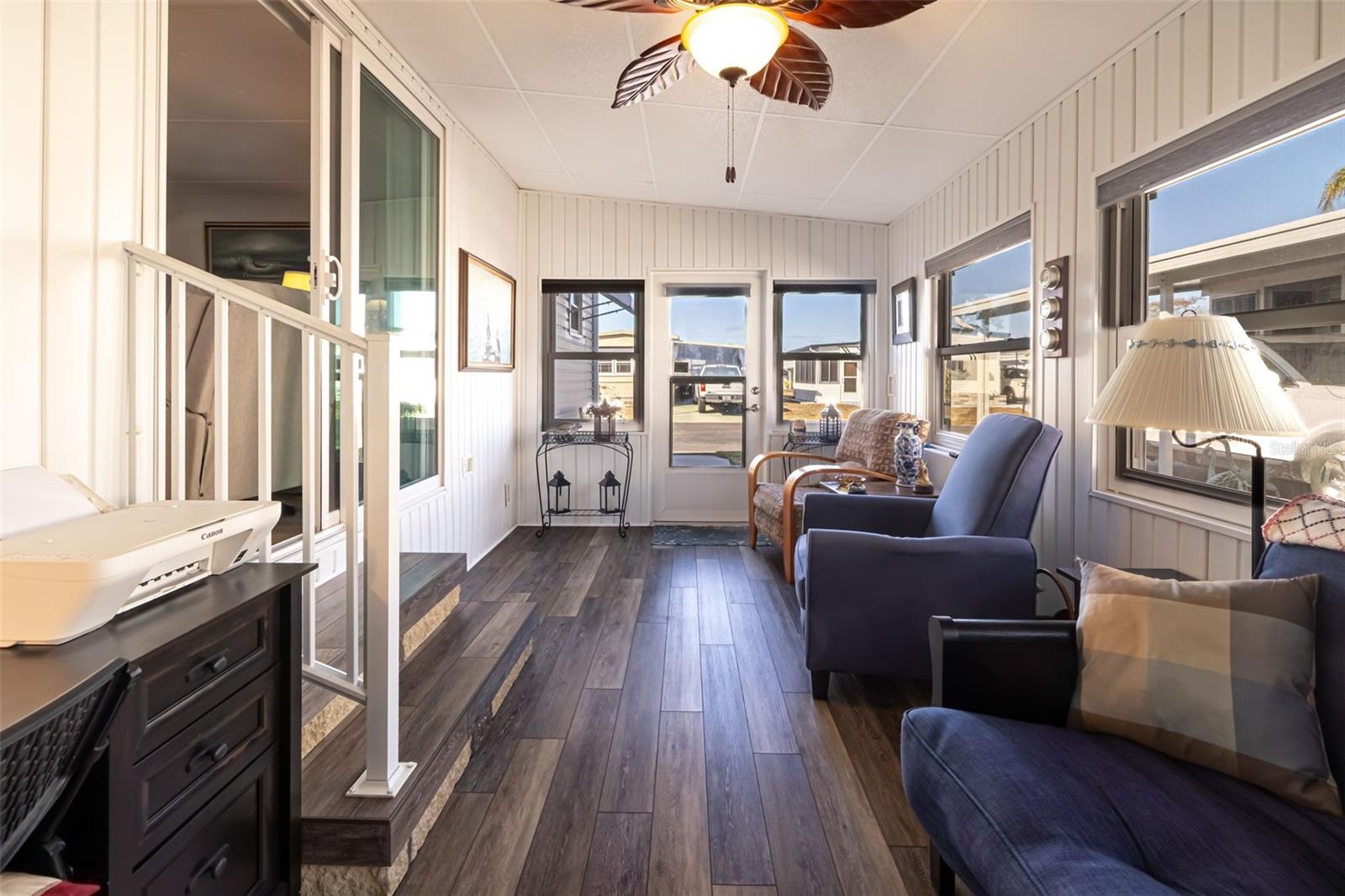 Image 10 of 28 For 5316 53rd Avenue E K12