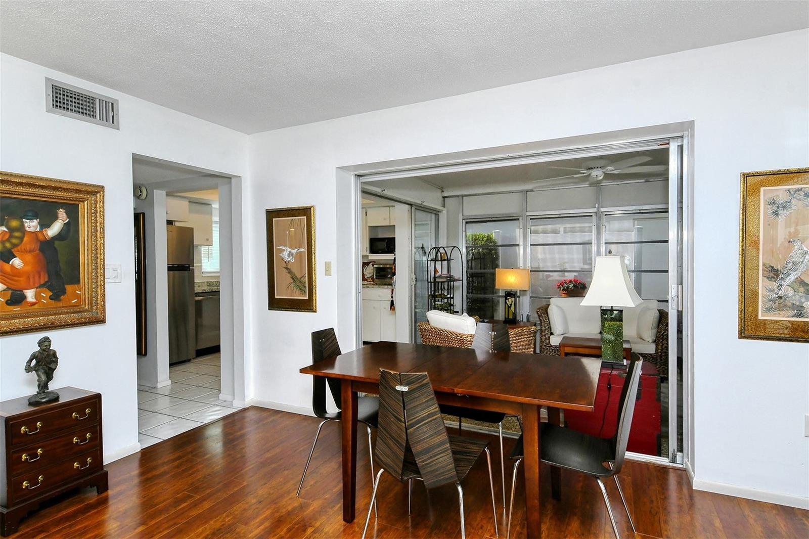 Image 10 of 46 For 1809 Vera Place 8