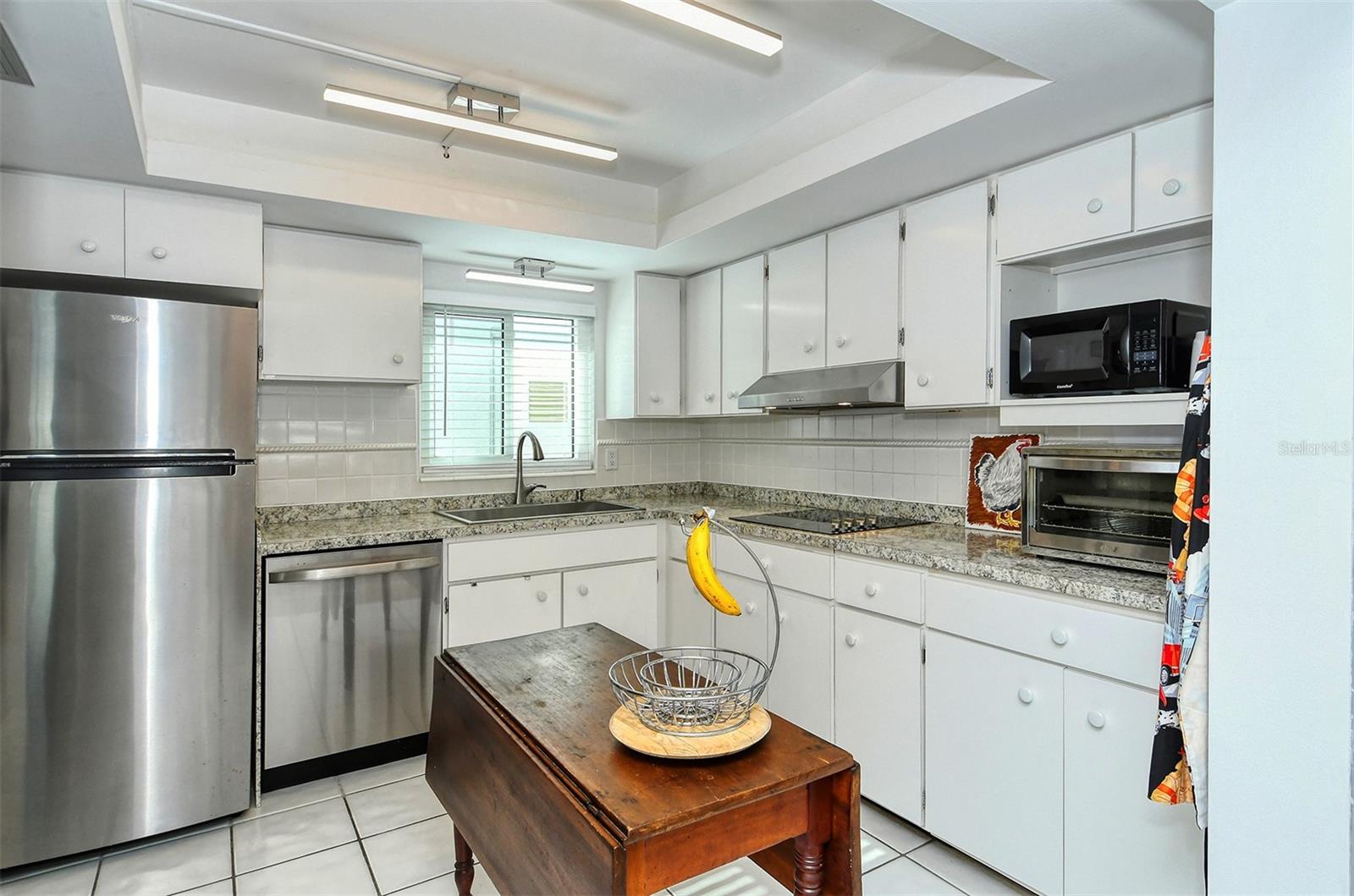 Image 15 of 46 For 1809 Vera Place 8