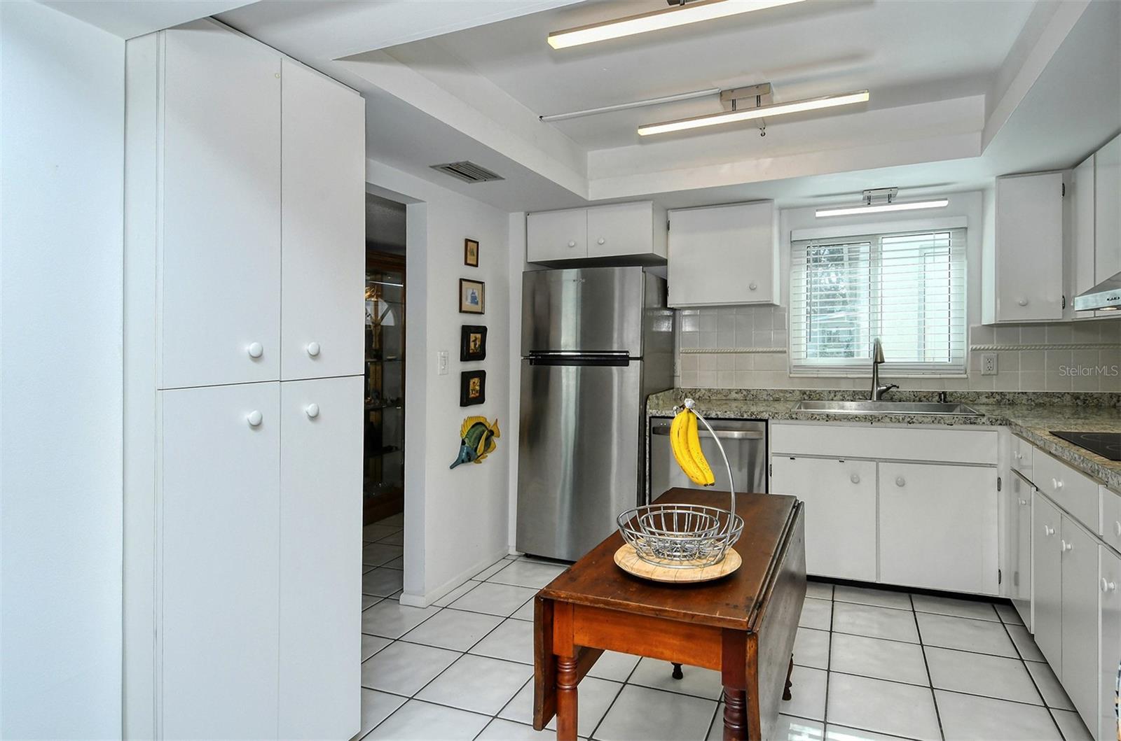 Image 16 of 46 For 1809 Vera Place 8