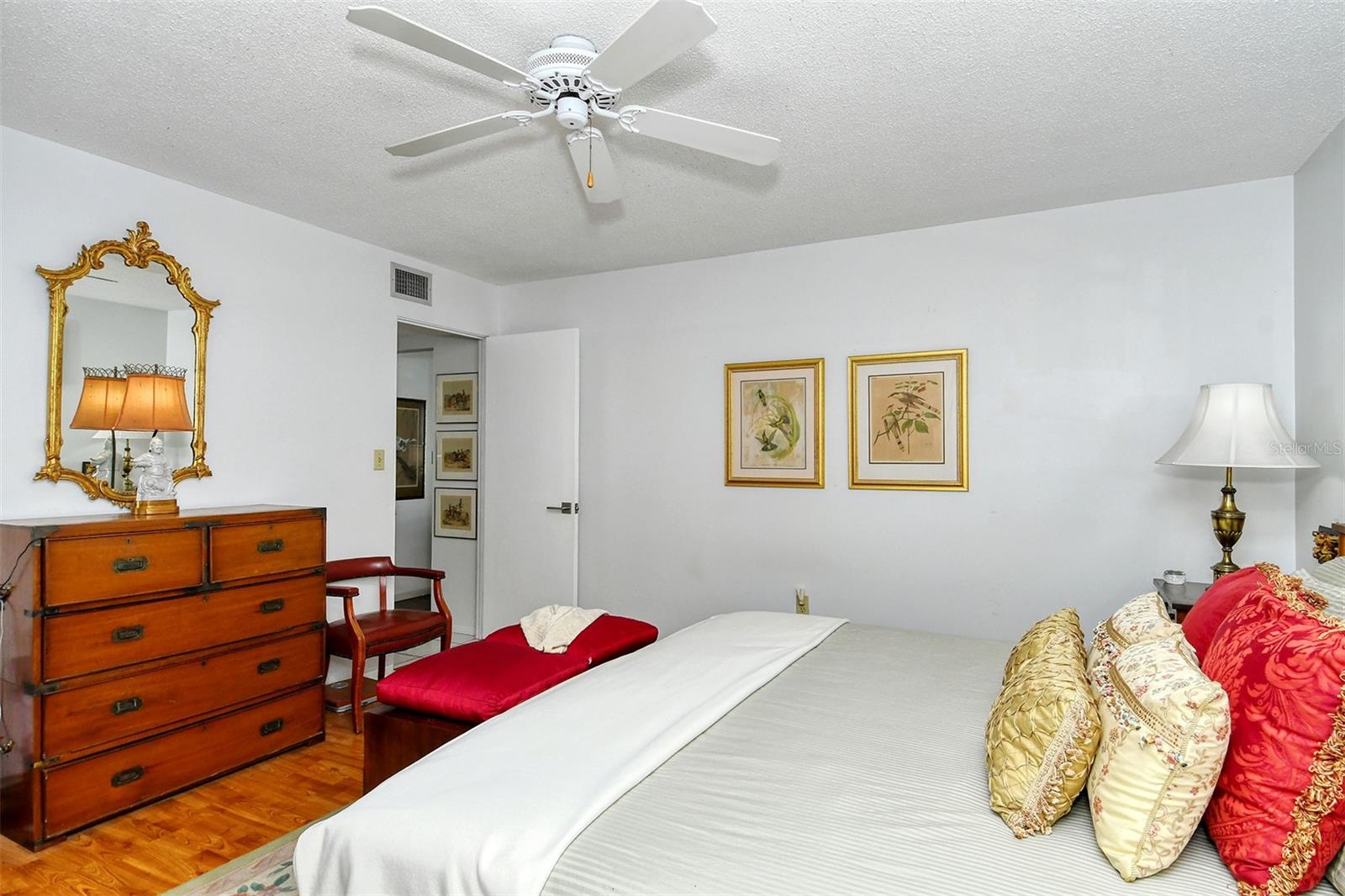 Image 22 of 46 For 1809 Vera Place 8