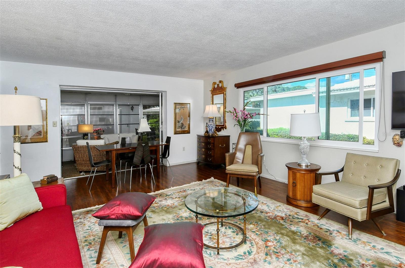 Image 8 of 46 For 1809 Vera Place 8