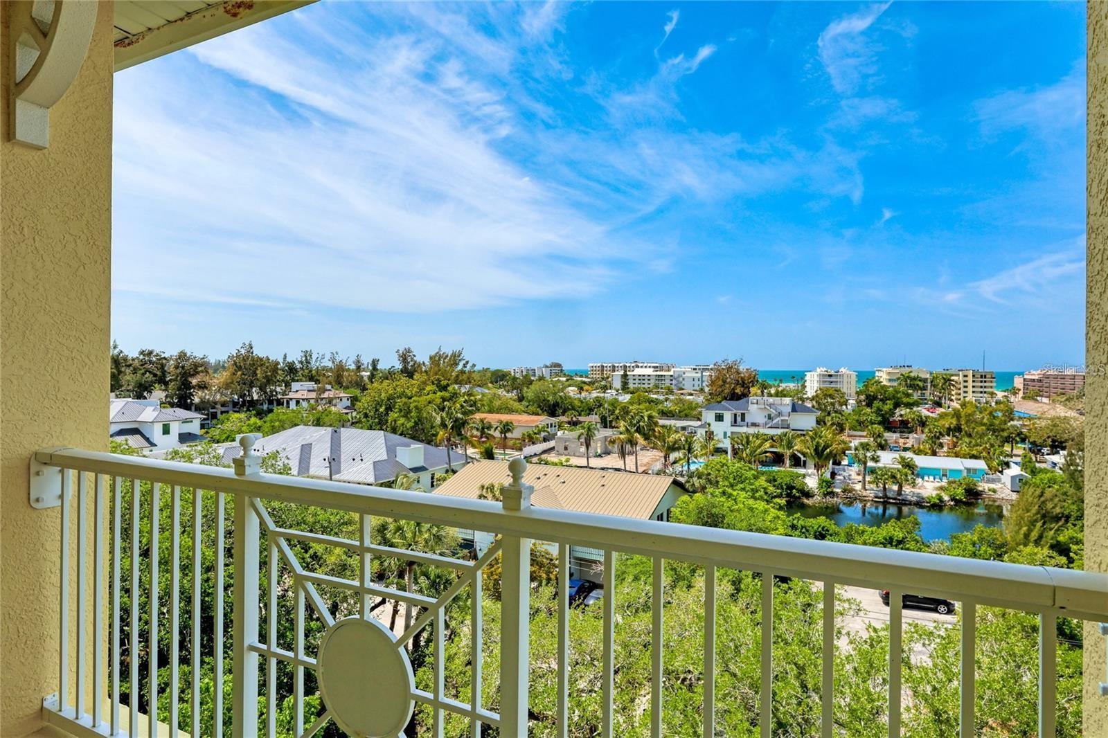 Image 13 of 63 For 1308 Old Stickney Point Road Wp3