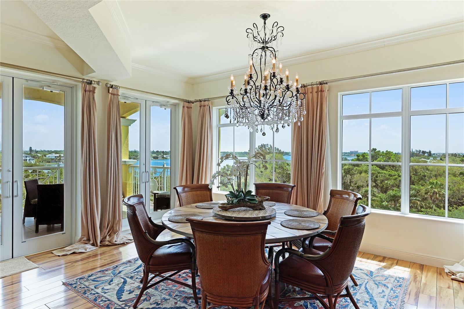 Image 15 of 63 For 1308 Old Stickney Point Road Wp3