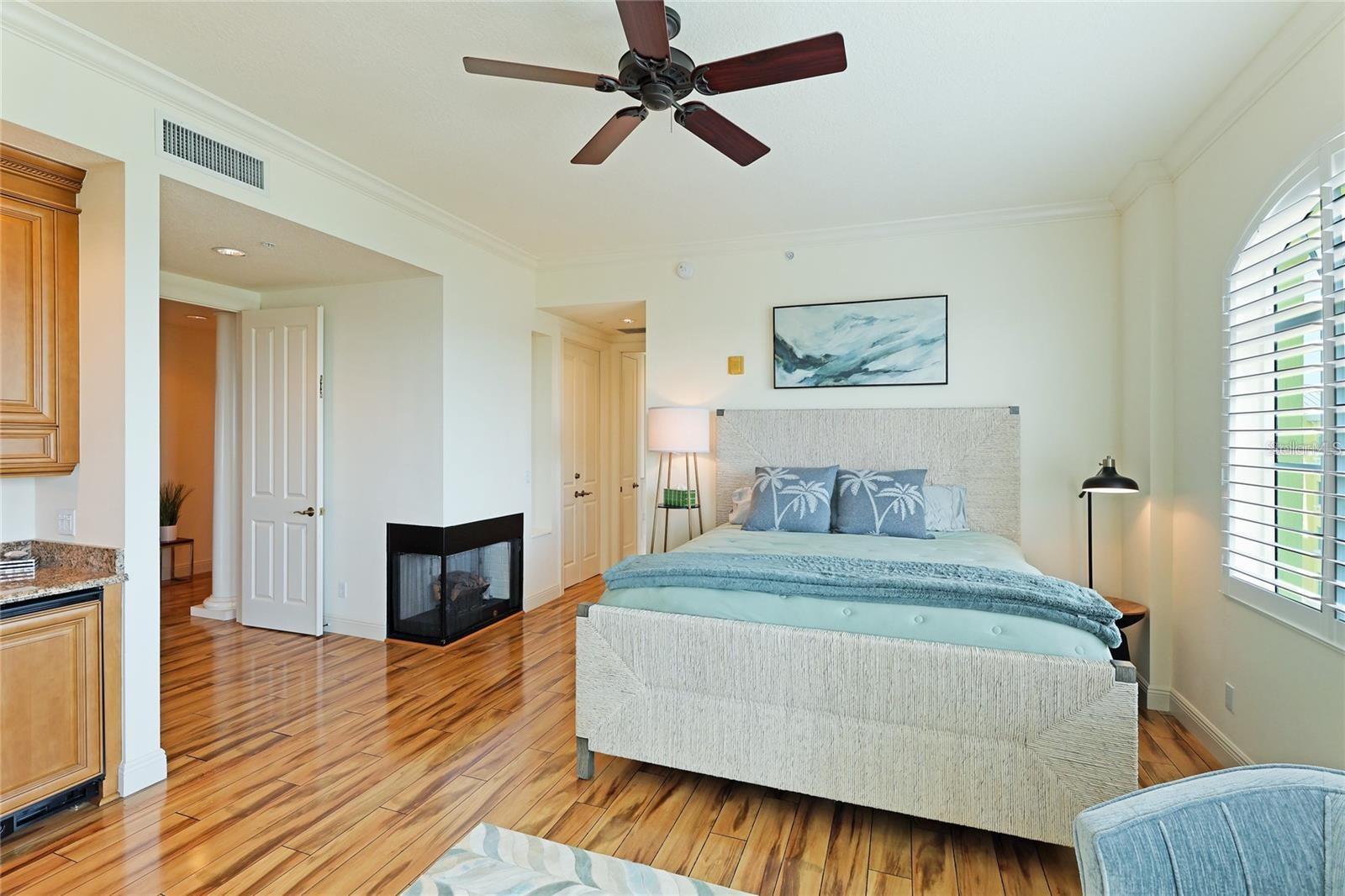 Image 21 of 63 For 1308 Old Stickney Point Road Wp3