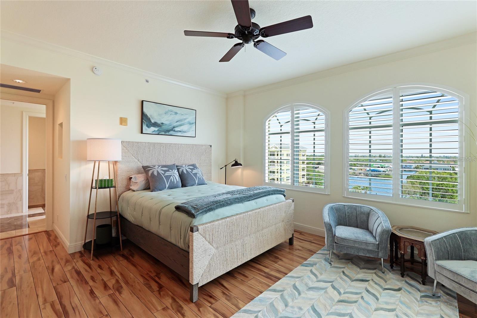 Image 24 of 63 For 1308 Old Stickney Point Road Wp3