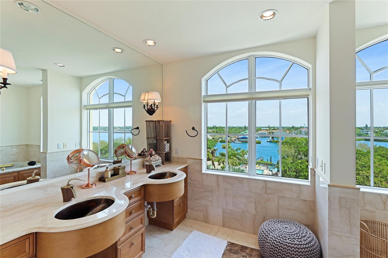 Image 25 of 63 For 1308 Old Stickney Point Road Wp3