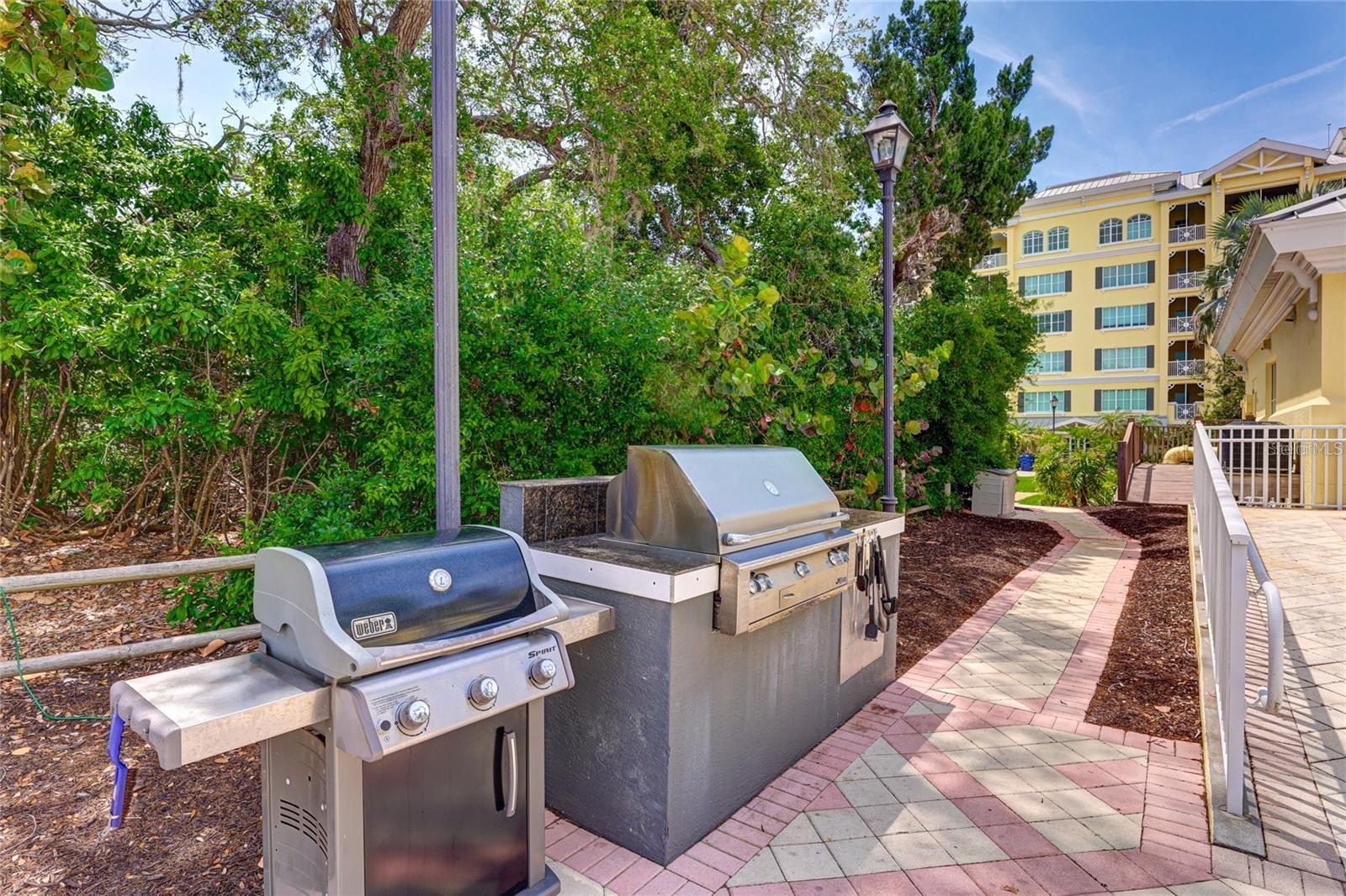 Image 37 of 63 For 1308 Old Stickney Point Road Wp3