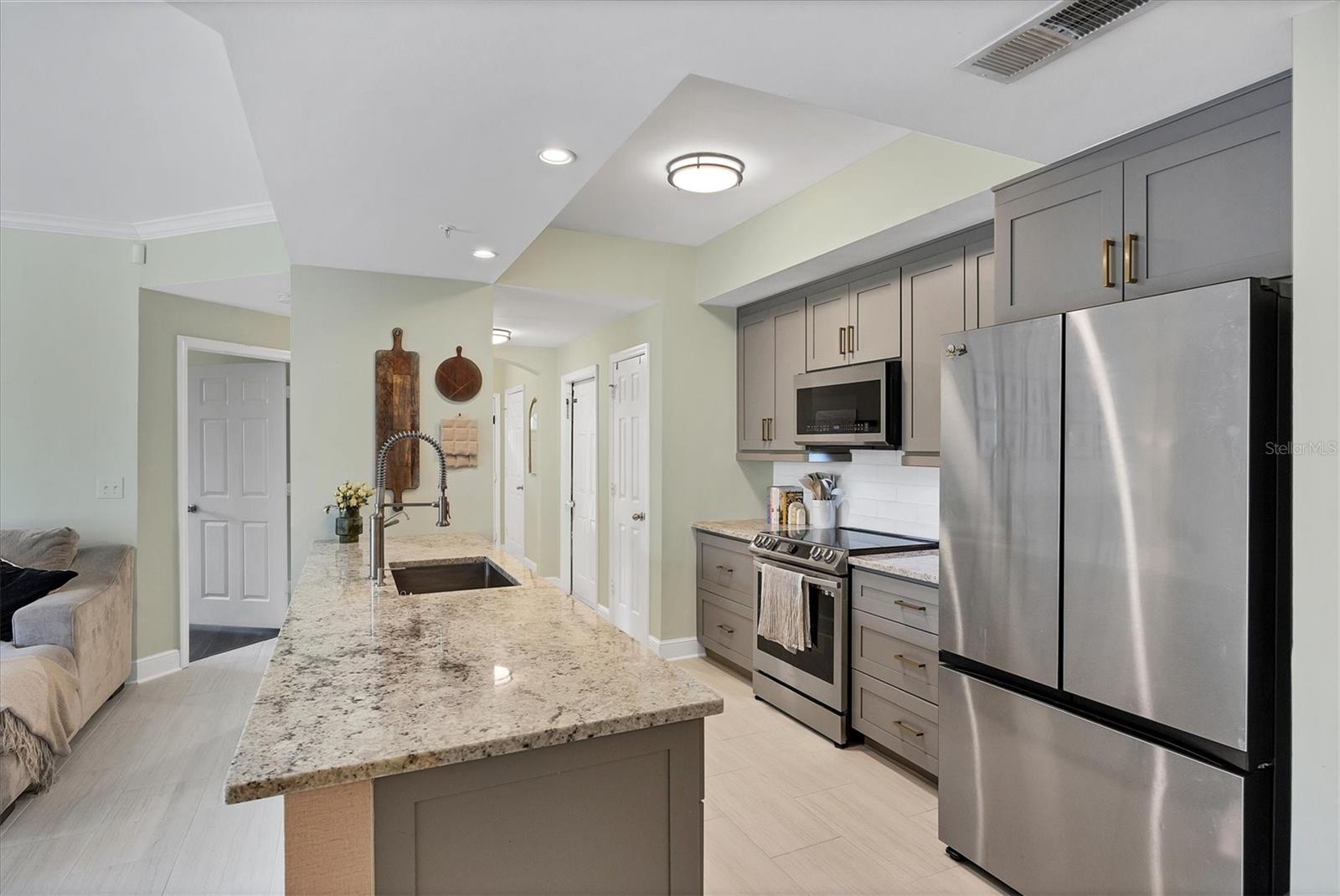 Image 9 of 51 For 5711 Bentgrass Drive 19-104