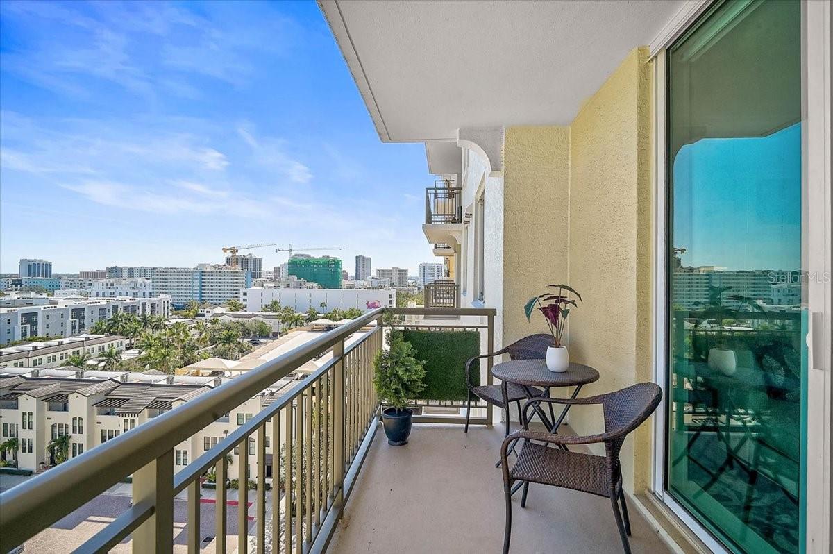 Image 24 of 53 For 800 Tamiami Trail 910