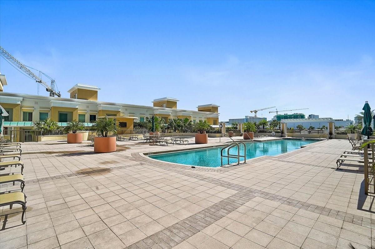 Image 32 of 53 For 800 Tamiami Trail 910