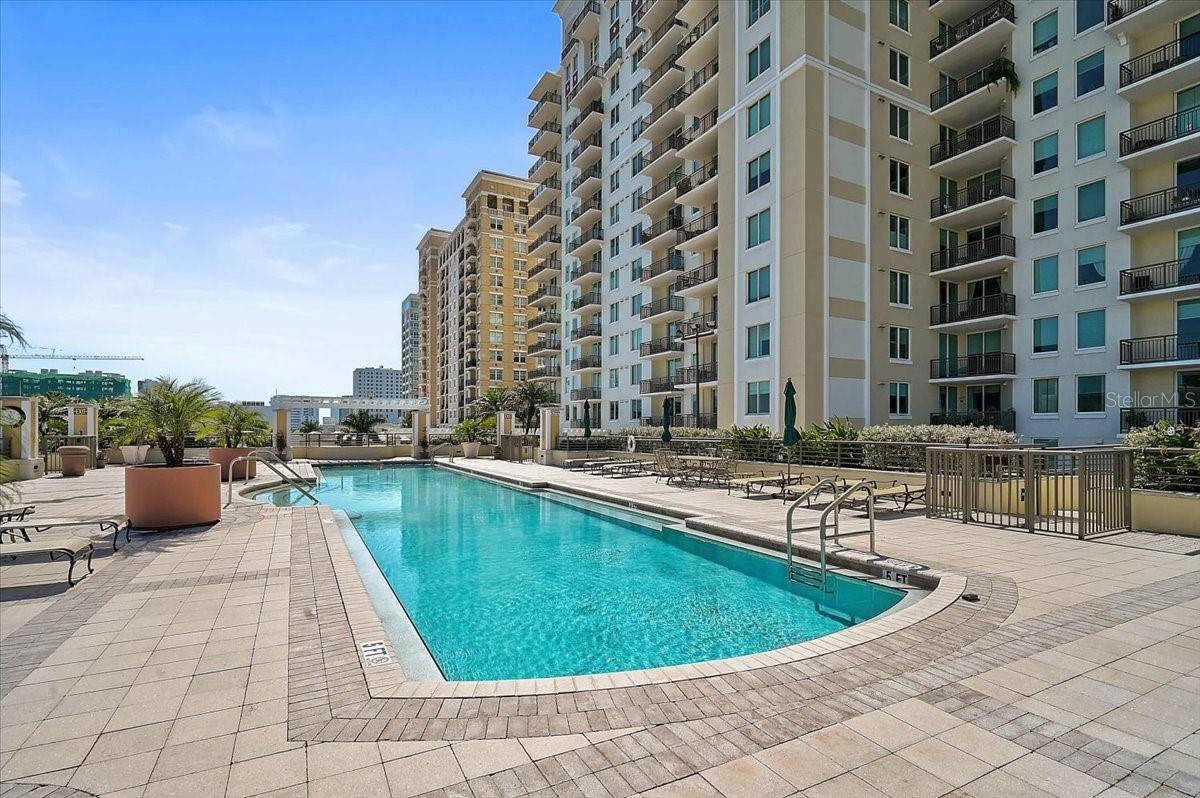 Image 34 of 53 For 800 Tamiami Trail 910