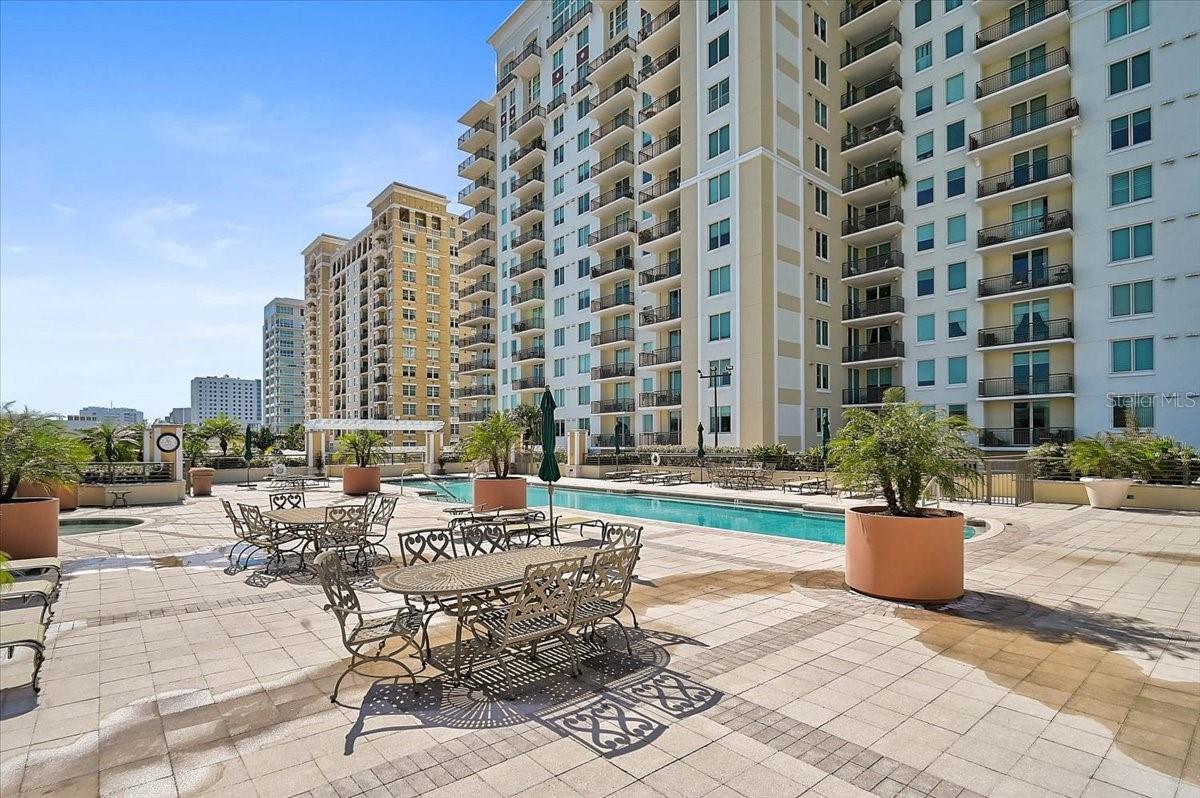 Image 35 of 53 For 800 Tamiami Trail 910