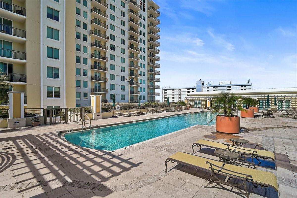 Image 38 of 53 For 800 Tamiami Trail 910