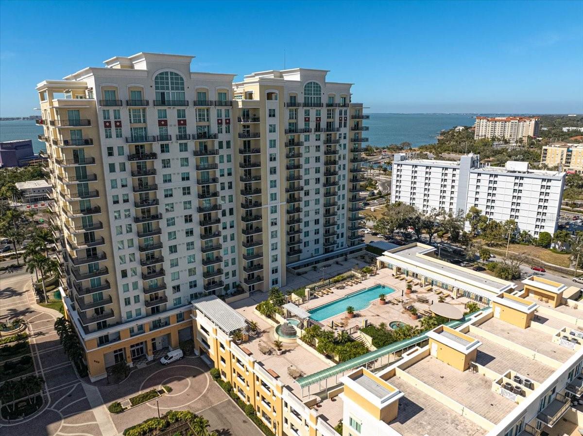 Image 44 of 53 For 800 Tamiami Trail 910