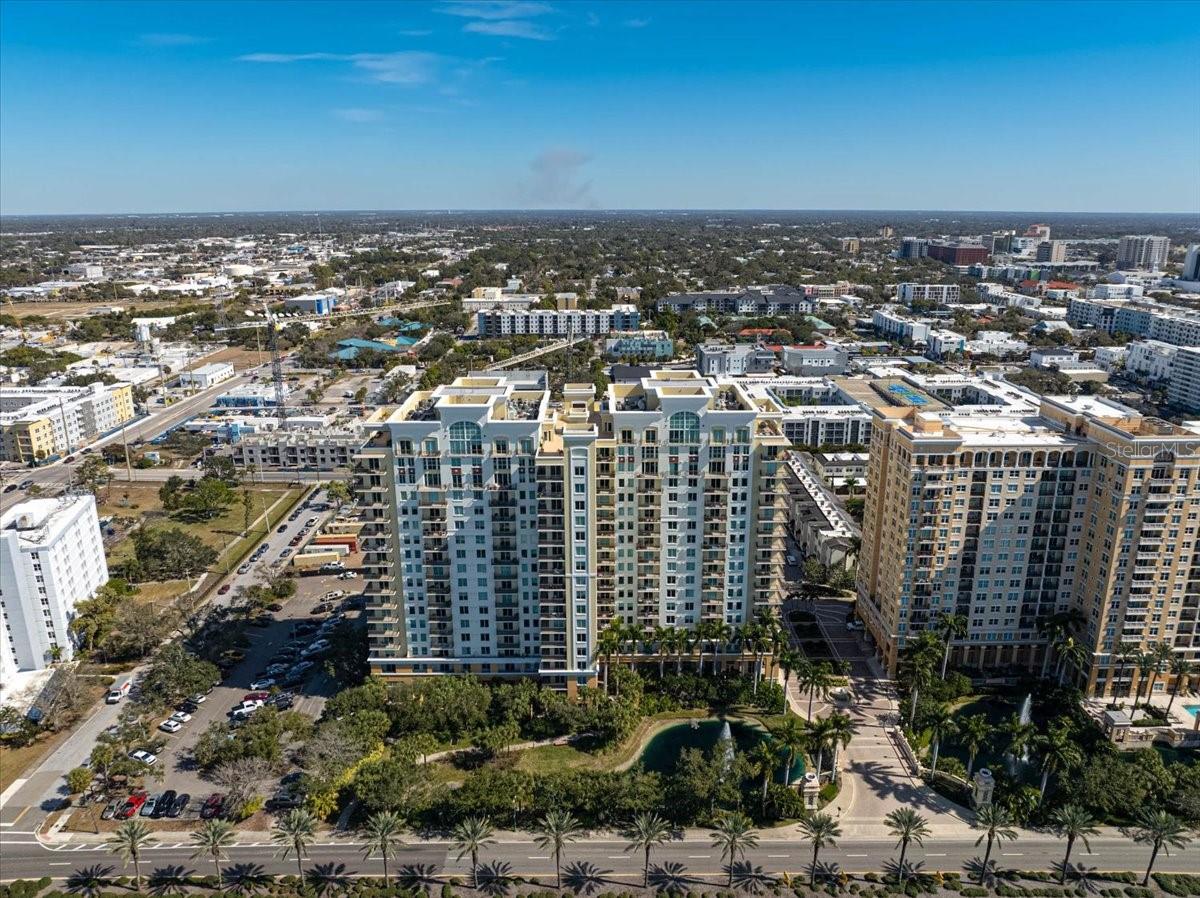 Image 47 of 53 For 800 Tamiami Trail 910