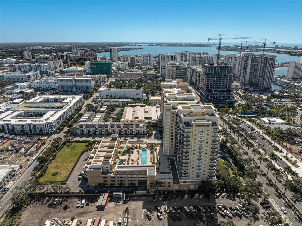 Image 51 of 53 For 800 Tamiami Trail 910