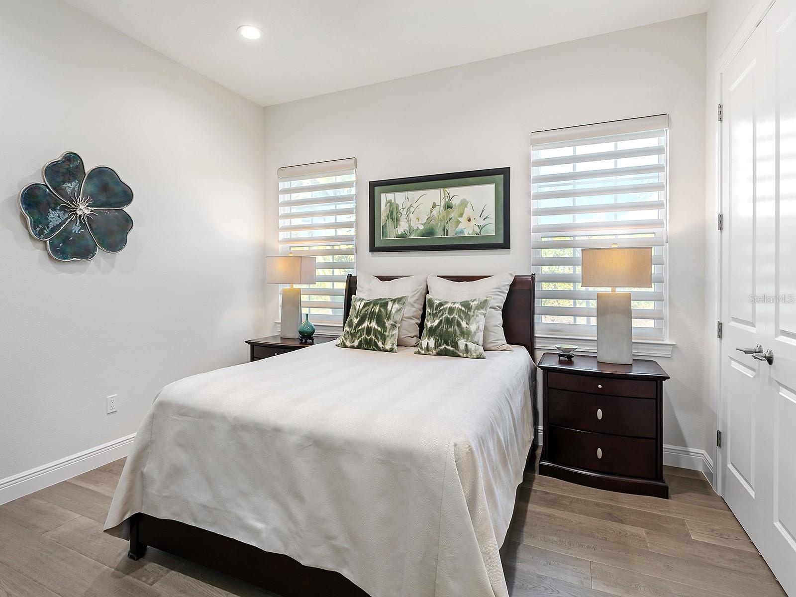 Image 35 of 61 For 9220 Starry Night Avenue