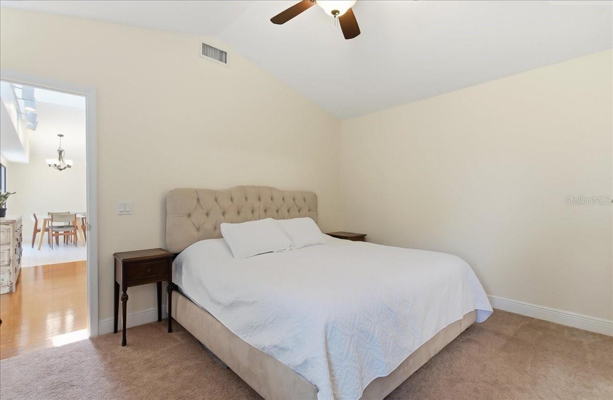 Image 19 of 54 For 8215 Country Oaks Court