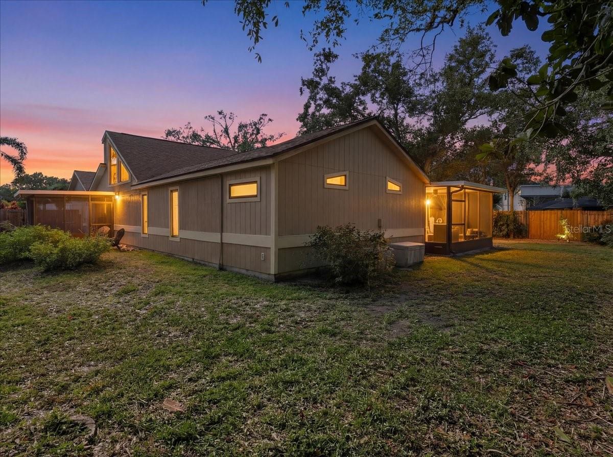 Image 47 of 54 For 8215 Country Oaks Court