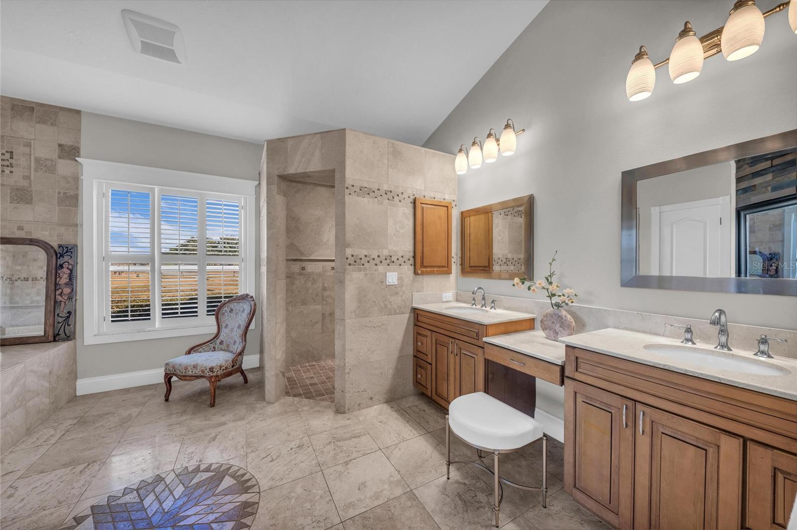 Image 33 of 86 For 12809 Sheringham Way