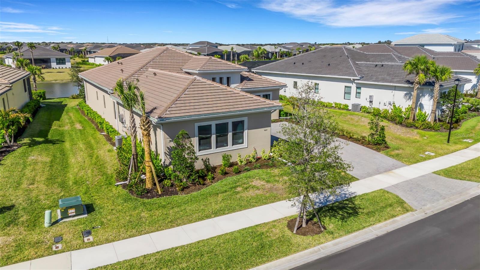 Image 64 of 88 For 4621 Mondrian Court