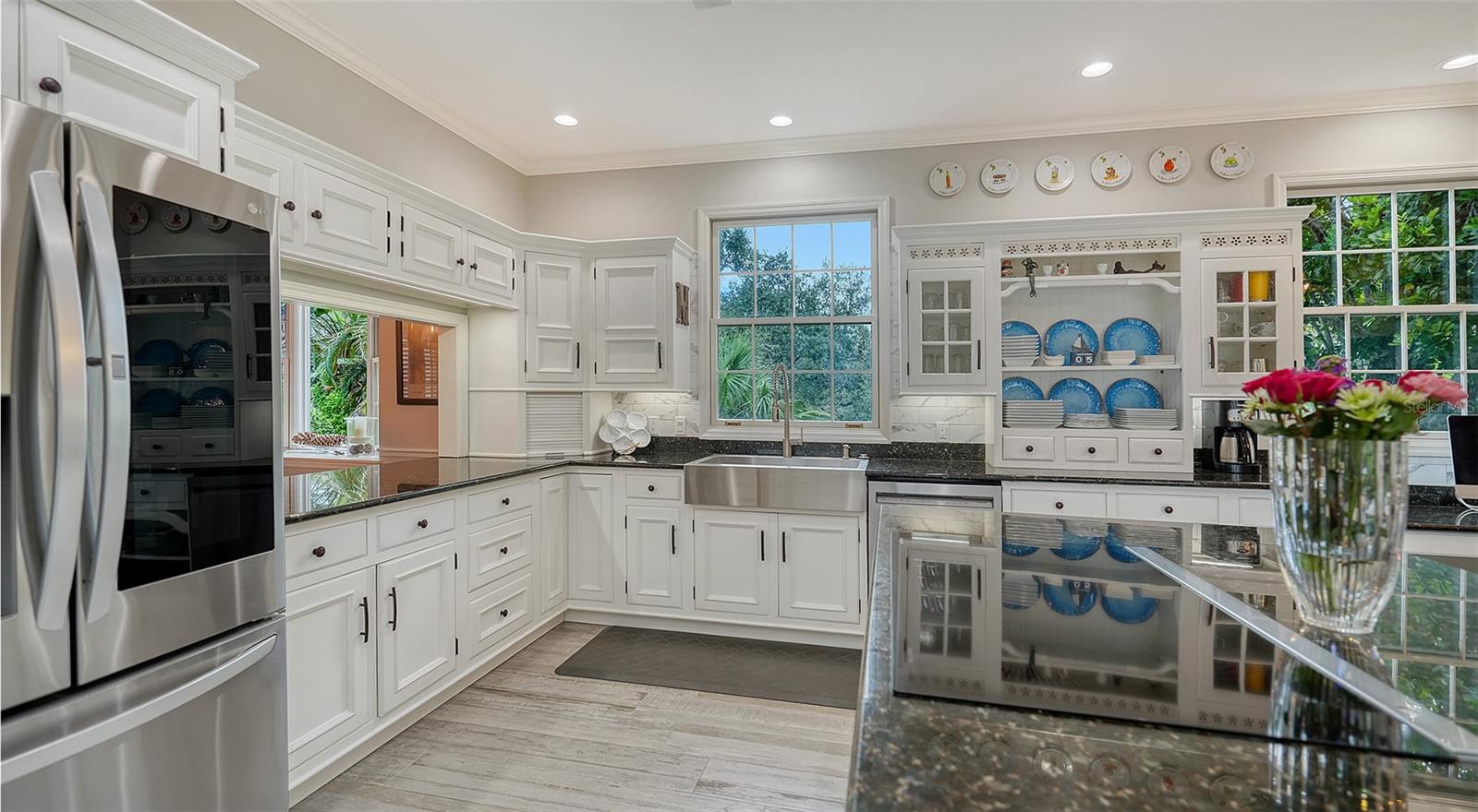 Image 24 of 83 For 156 Bishopscourt Road