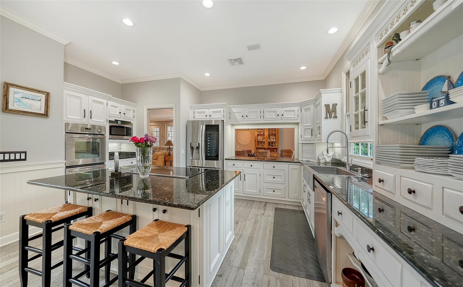 Image 26 of 83 For 156 Bishopscourt Road