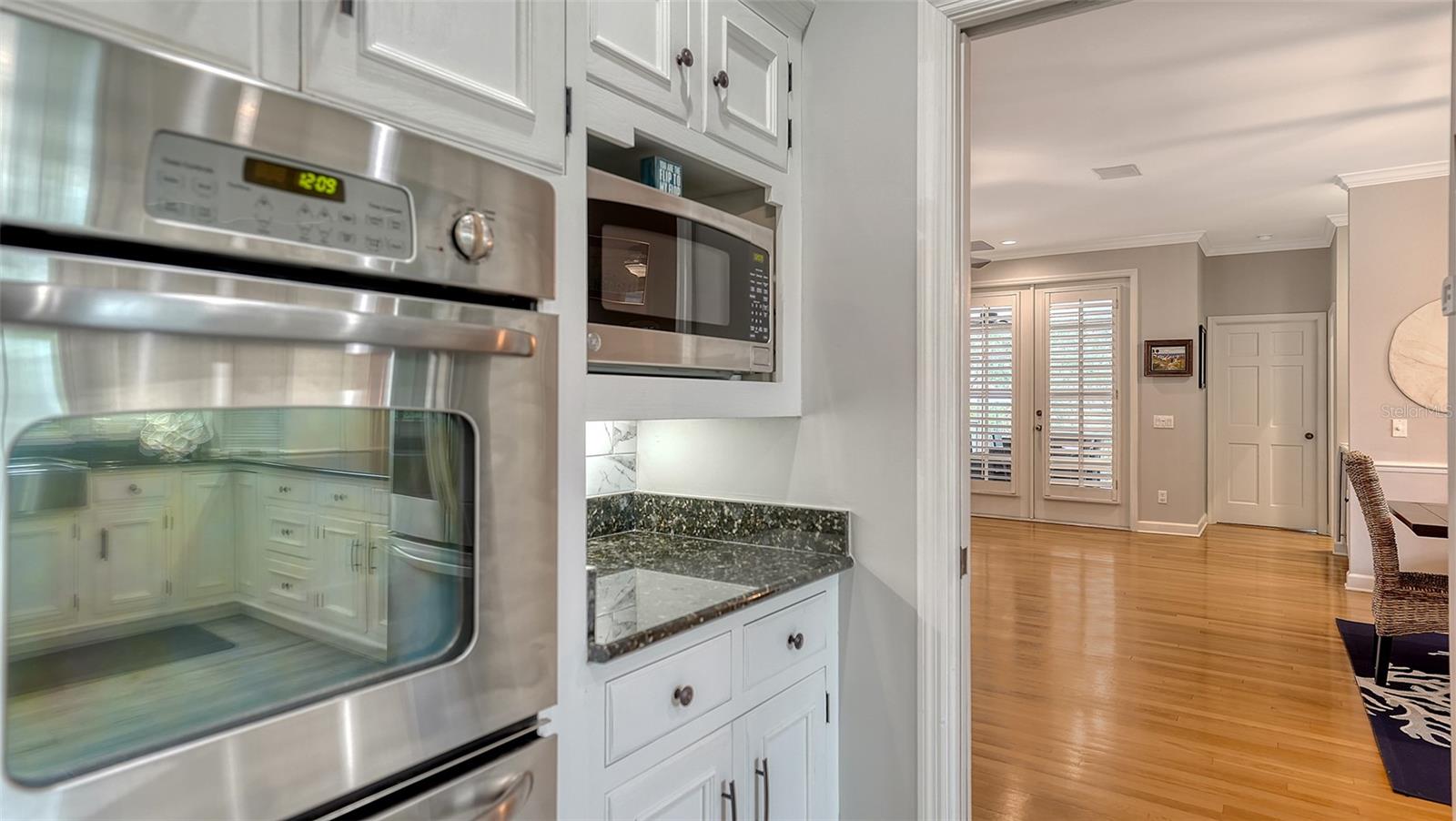 Image 31 of 83 For 156 Bishopscourt Road