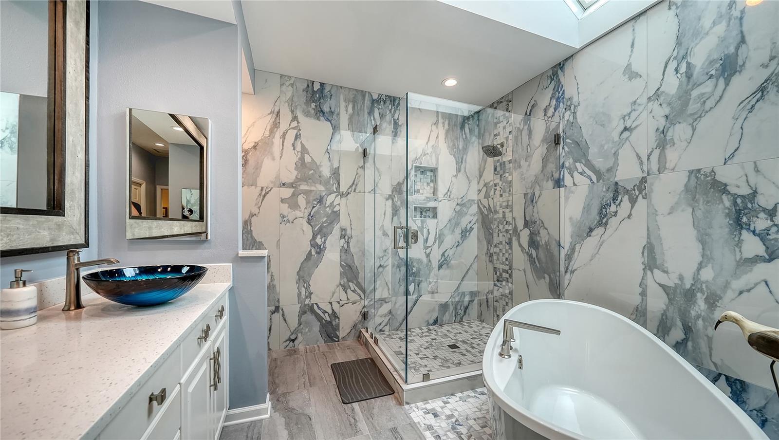 Image 38 of 83 For 156 Bishopscourt Road