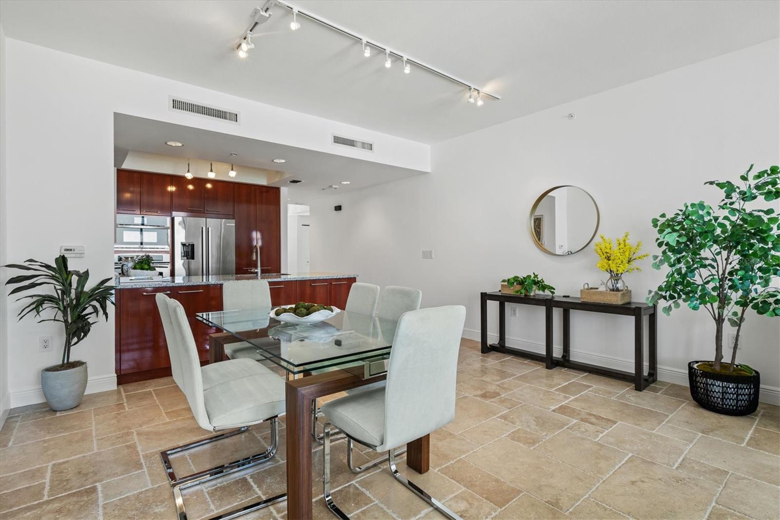 Image 14 of 73 For 50 Central Avenue 15a