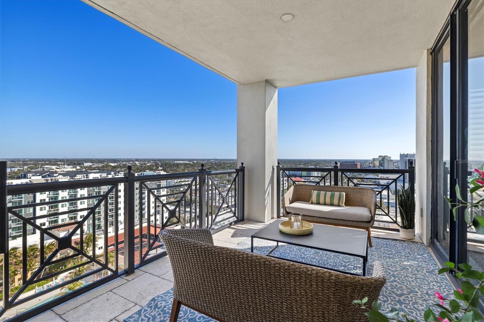 Image 31 of 73 For 50 Central Avenue 15a