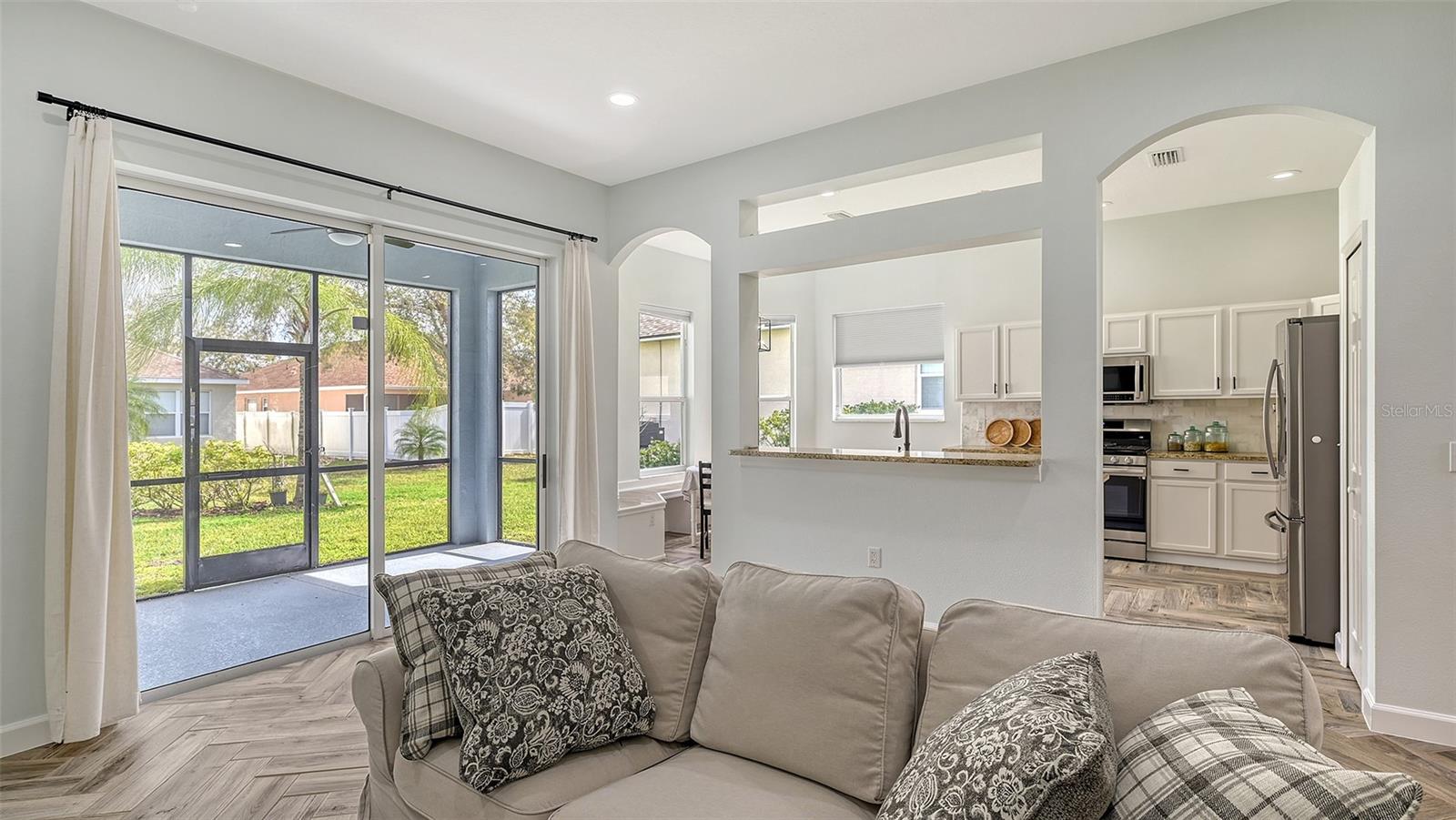 Image 10 of 66 For 6433 Blue Grosbeak Circle