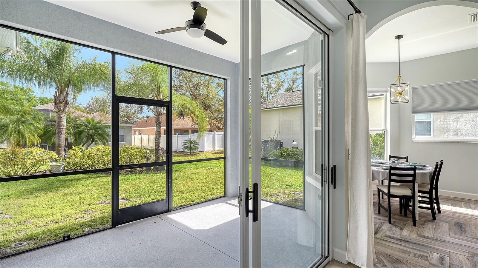 Image 11 of 66 For 6433 Blue Grosbeak Circle