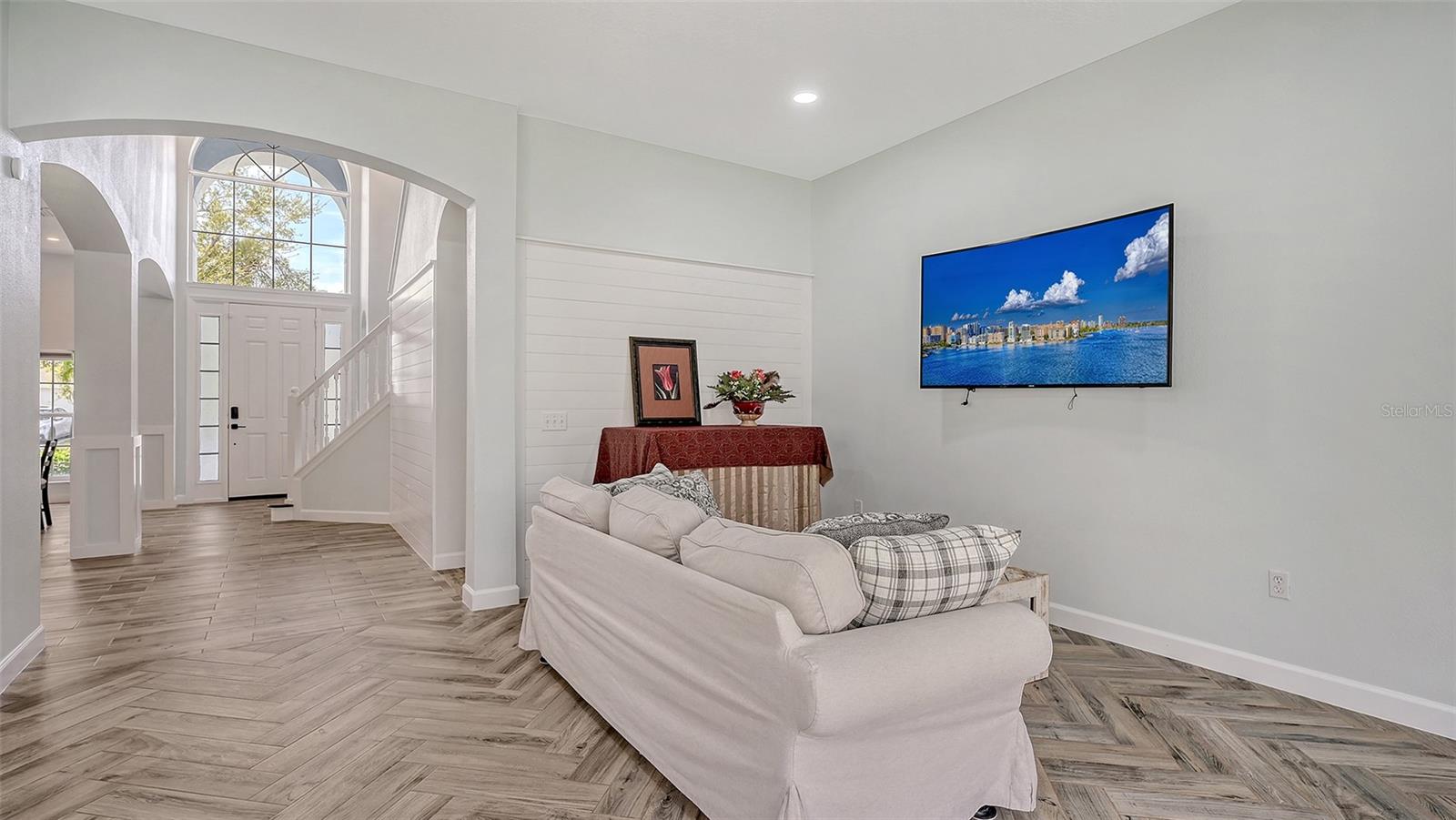 Image 14 of 66 For 6433 Blue Grosbeak Circle