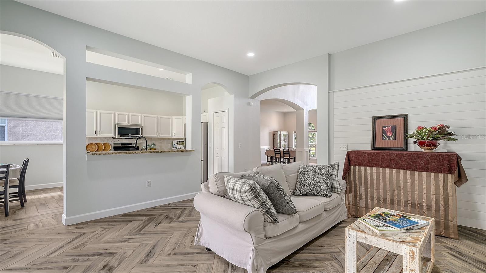 Image 15 of 66 For 6433 Blue Grosbeak Circle